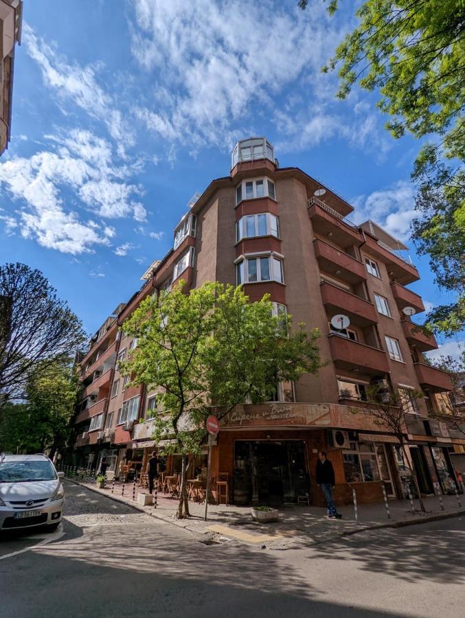 Top Center Relax, Ndk & Vitoshka Str, Free Secured Parking Sofia Exterior photo
